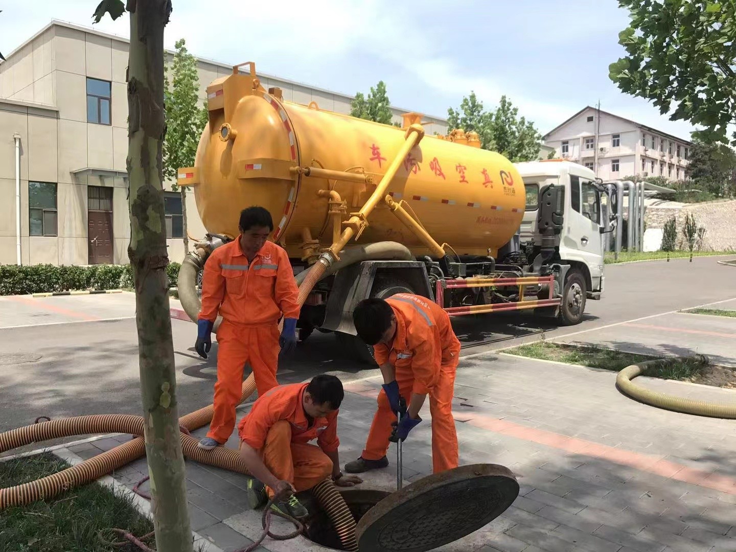 涟水化粪池清理与5-8吨吸粪车施工效率分析